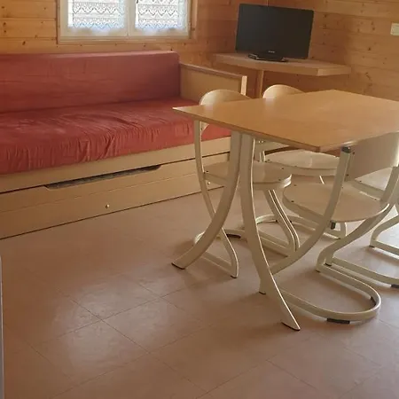 Onlycamp L'Oree Des Vosges Hotel Le Val-dʼAjol Exterior foto
