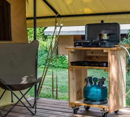 Onlycamp L'Oree Des Vosges Hotel Le Val-dʼAjol Exterior foto